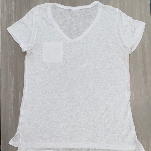 🎉HP🎉 Michelle by Commune Burnout White Pocket T - Picture 6 of 6